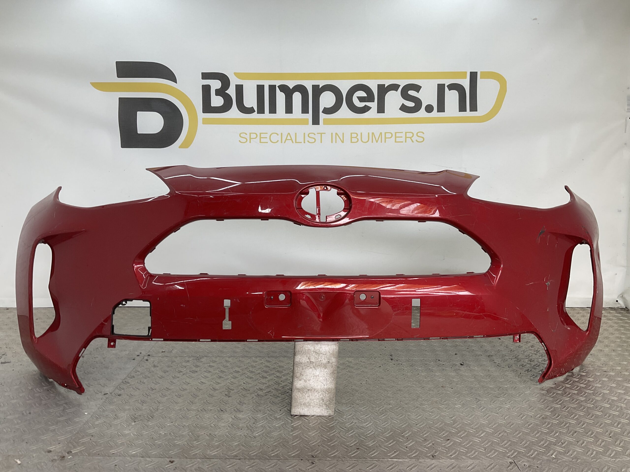 Bumper Toyota Yaris Cross 20-25 52119-0DC20 Voorbumper D5-19287