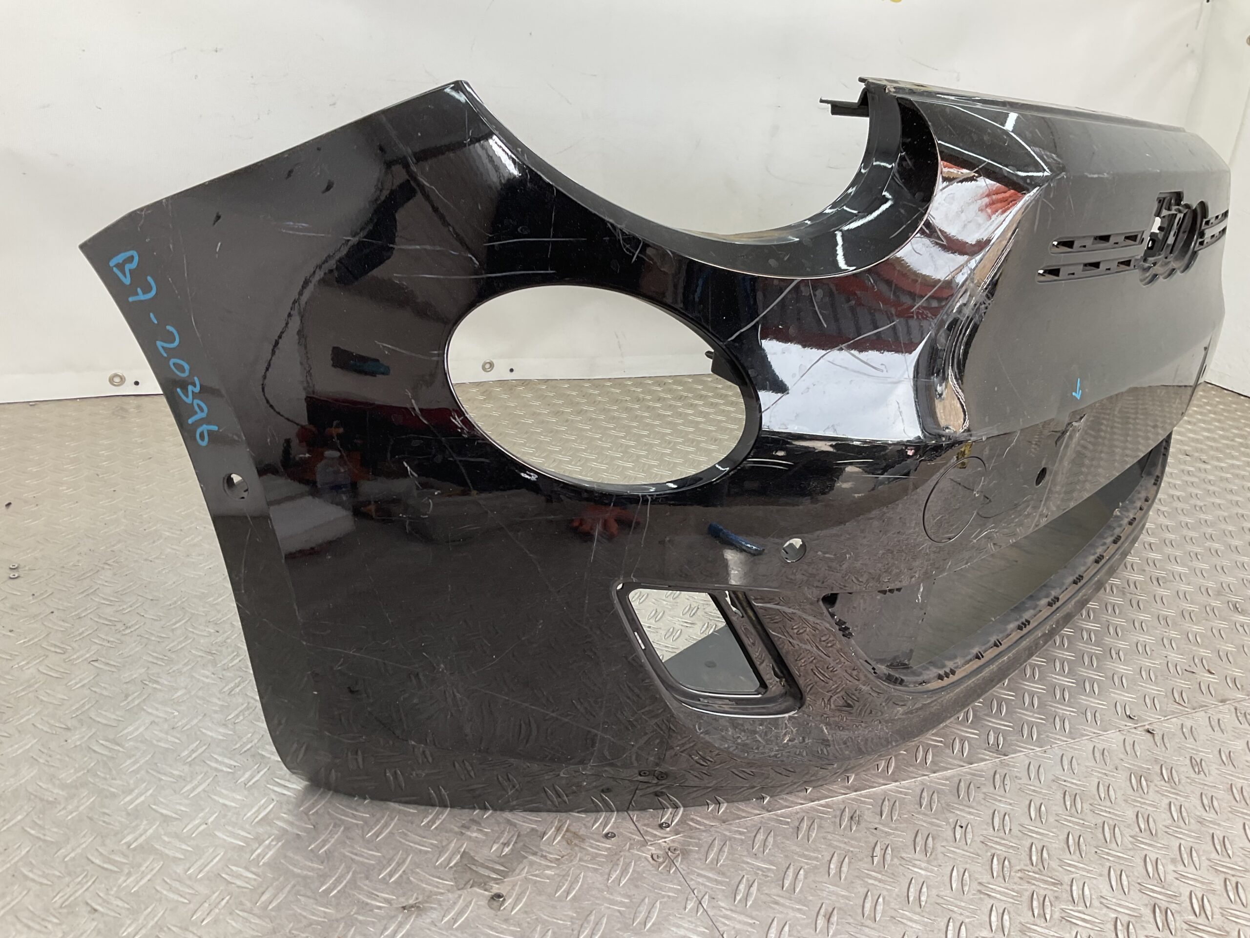Bumper Fiat 500E ELEKTRISCH Icon 735714055 Voorbumper B7-20396