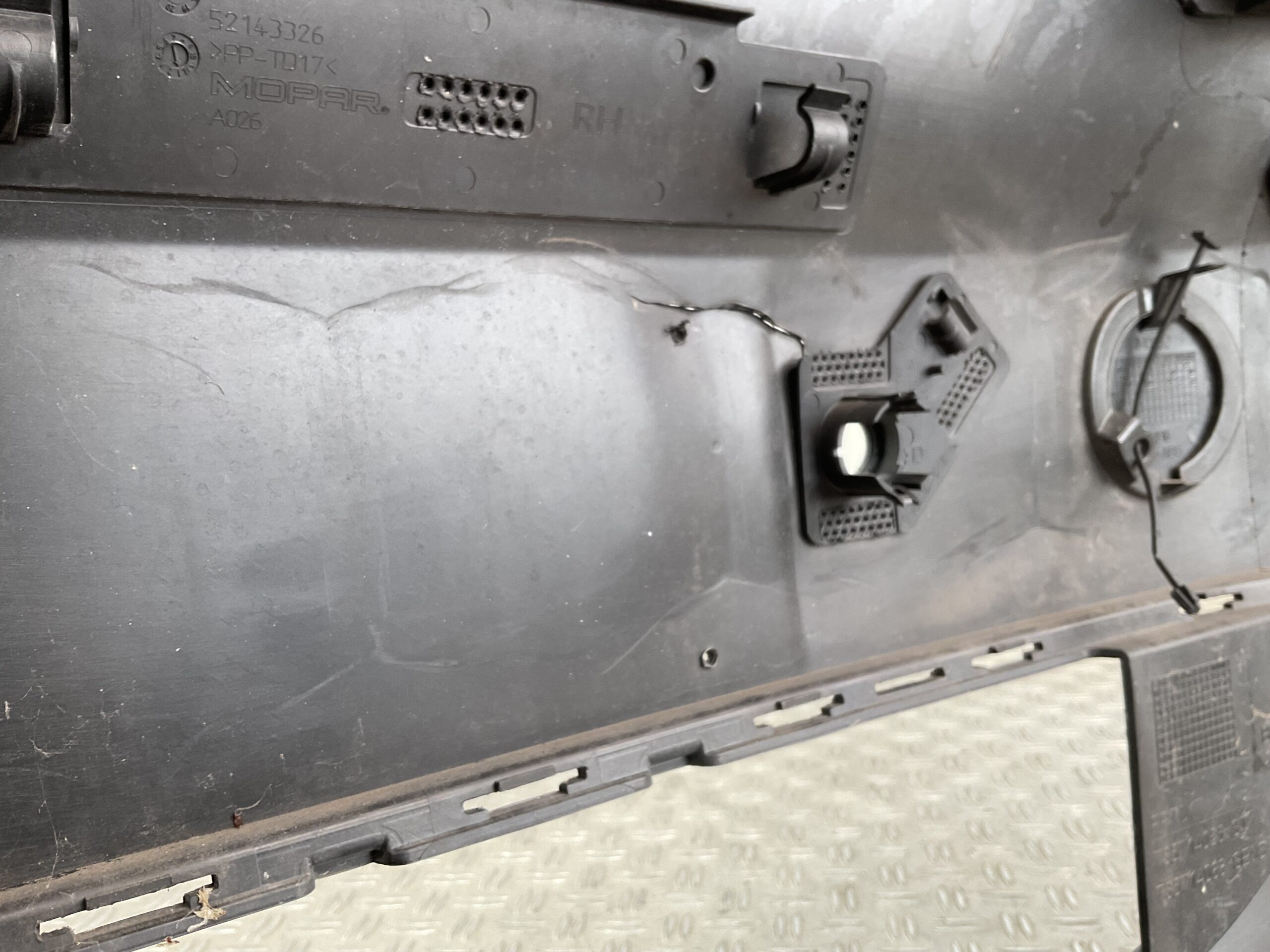 Bumper Fiat 500E ELEKTRISCH Icon 735714055 Voorbumper B7-20396