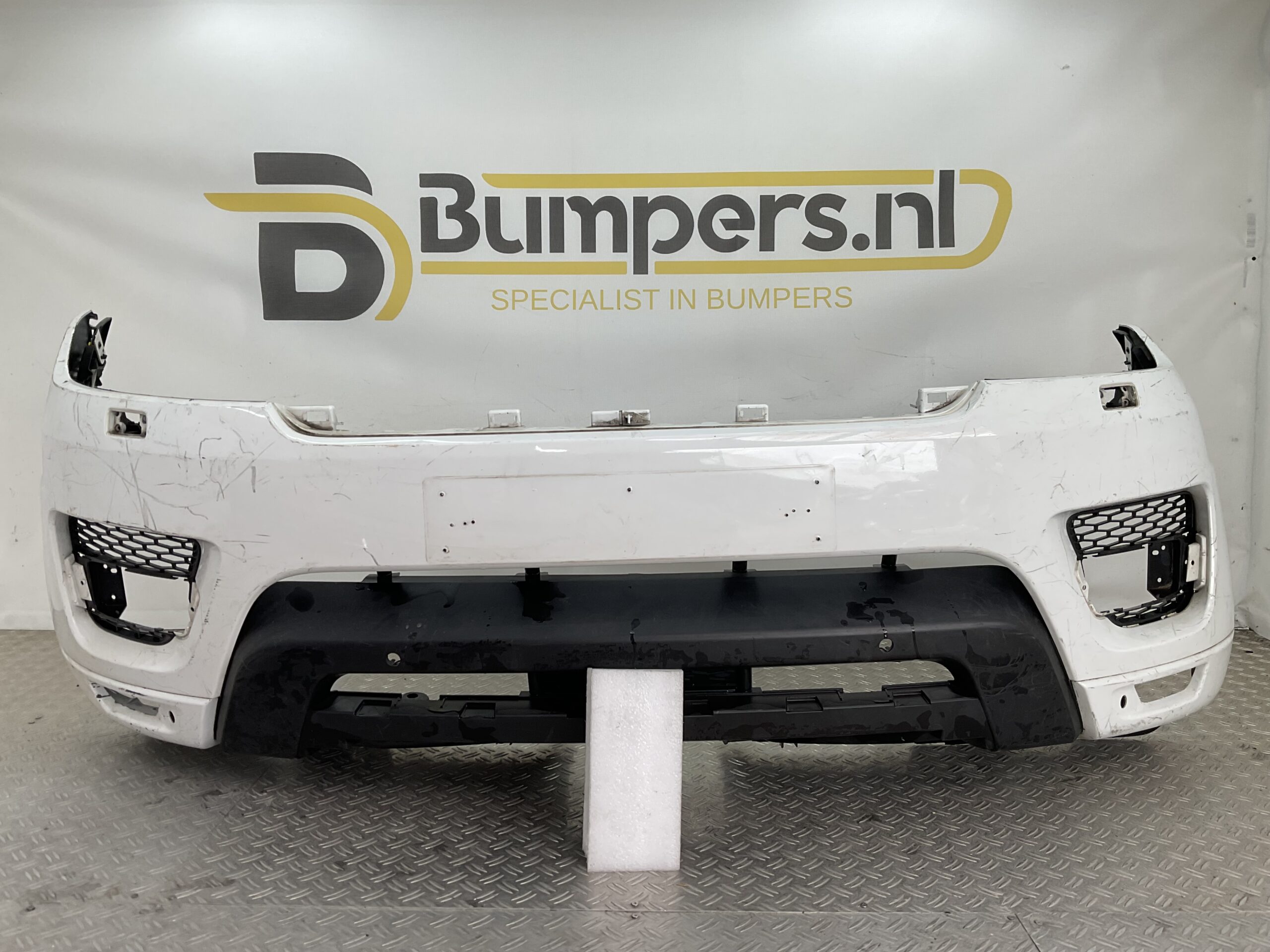 Bumper Land Rover Range Rover Sport L494 2019 DK6217F775A Voorbumper M1-20401