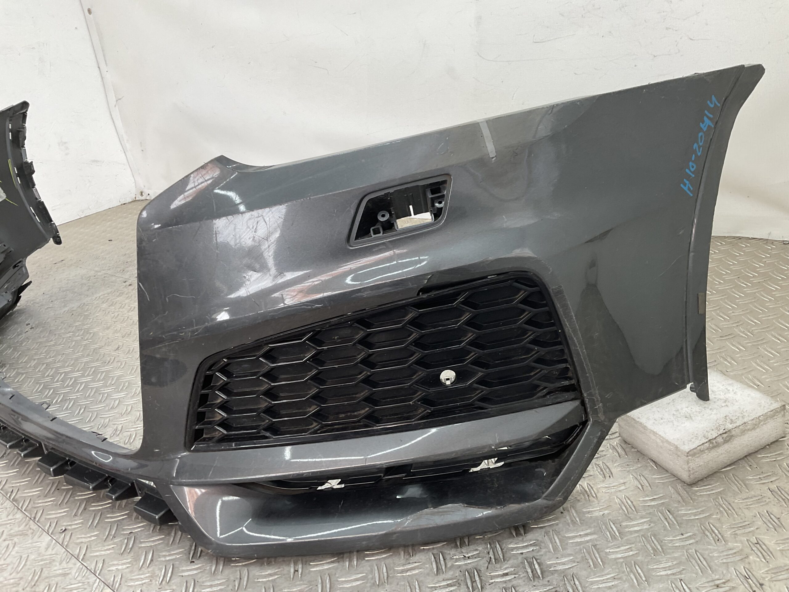 Bumper Audi Q3 8U Facelift S-Line SLine kls pdc 8U0807437-AS Voorbumper H10-20414