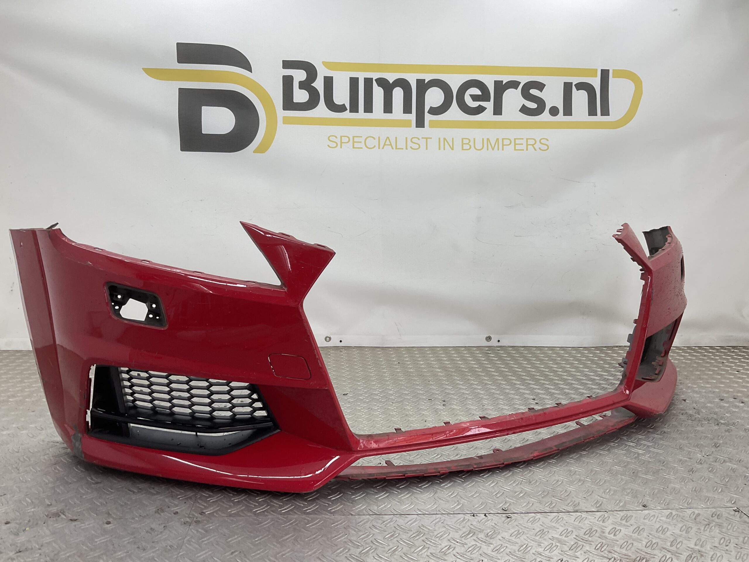 BUMPER Audi TT 2013-2018 8S0807437 VOORBUMPER H5-20479
