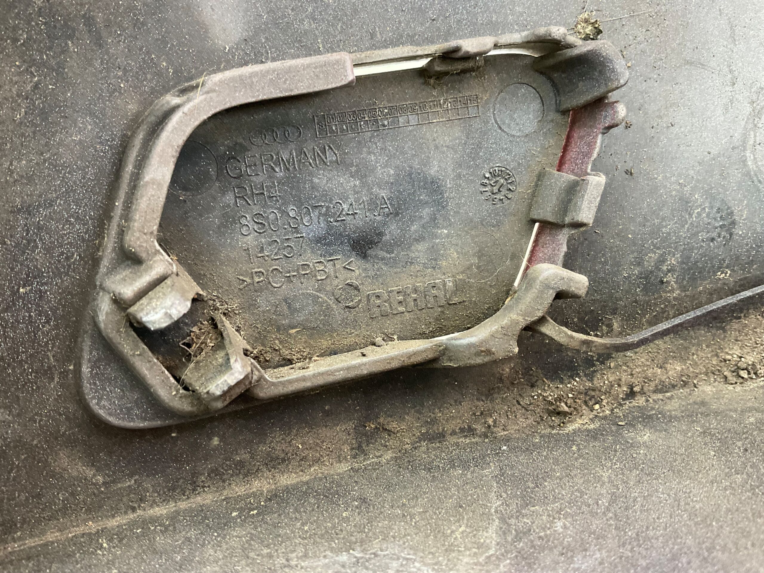 BUMPER Audi TT 2013-2018 8S0807437 VOORBUMPER H5-20479
