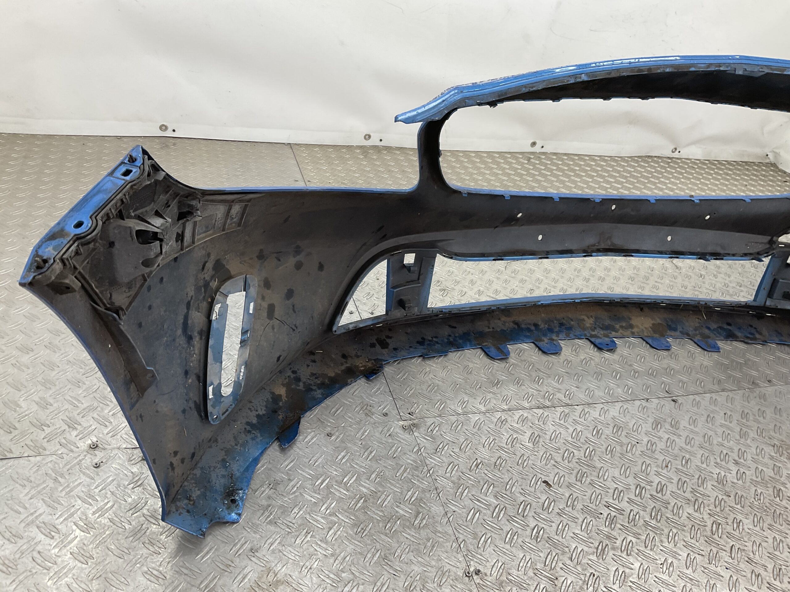 Bumper Mercedes A Klasse W176 Facelift A1768853625 Voorbumper B3-20482