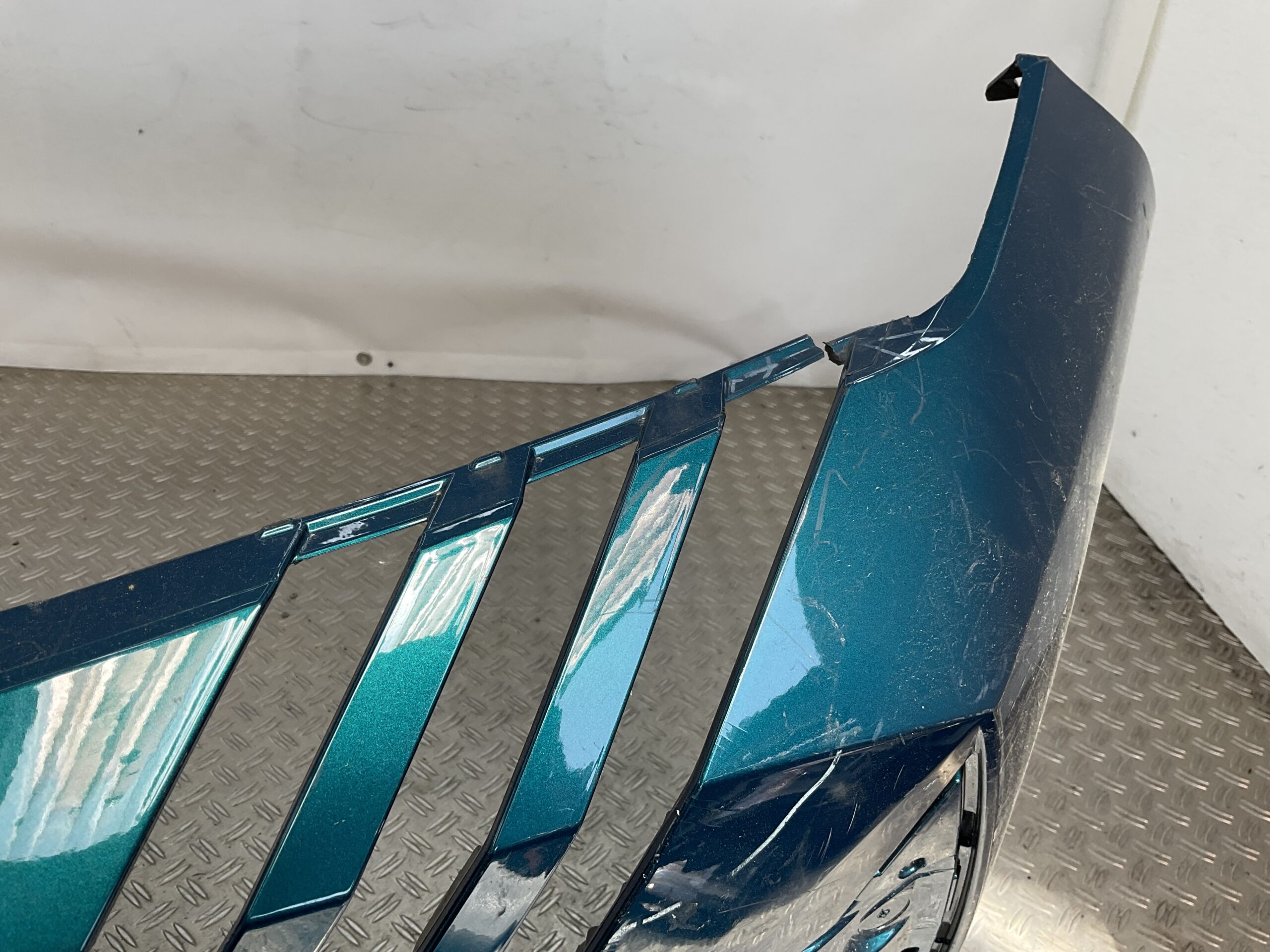 Bumper Peugeot 3008 5008 Facelift 2024- 9843790980 Voorbumper J5-20565