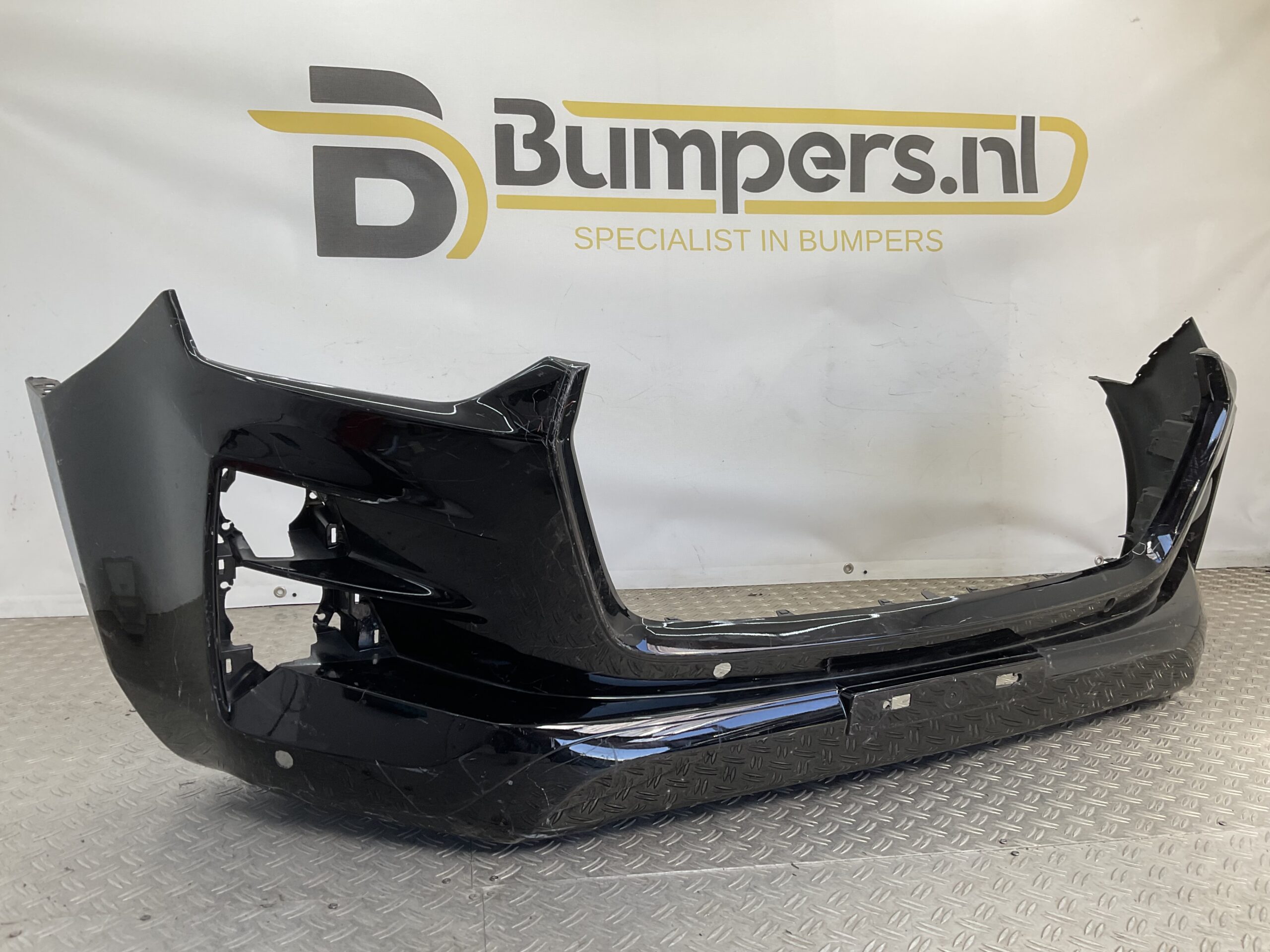 Bumper Isuzu D-Max Dmax 19- 8983860930 Achterbumper X1-200103