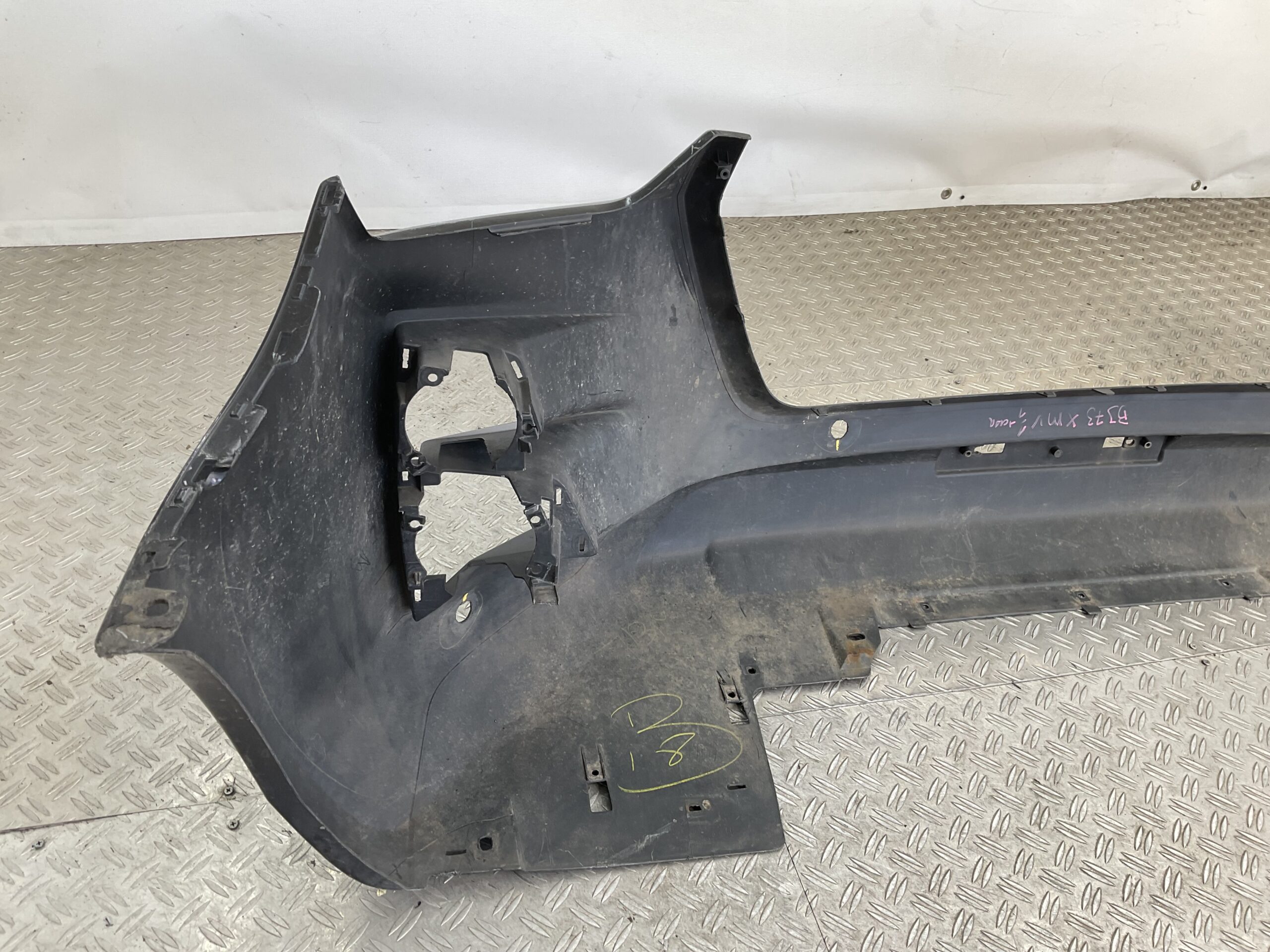 Bumper Isuzu D-Max Dmax 19- 8983860930 Achterbumper X1-200103