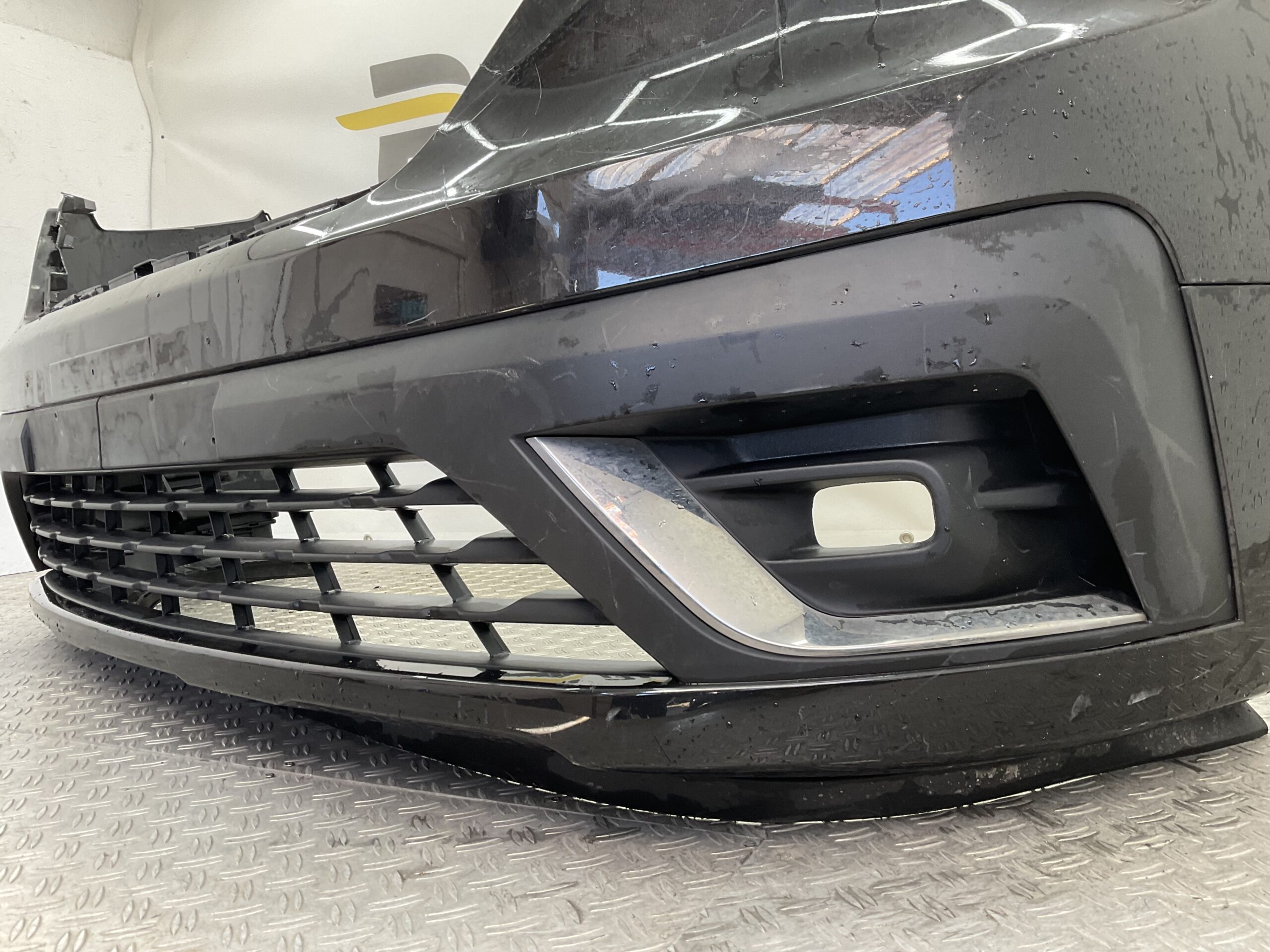 Bumper Renault Trafic III Facelift 620226914R Voorbumper F10-20125