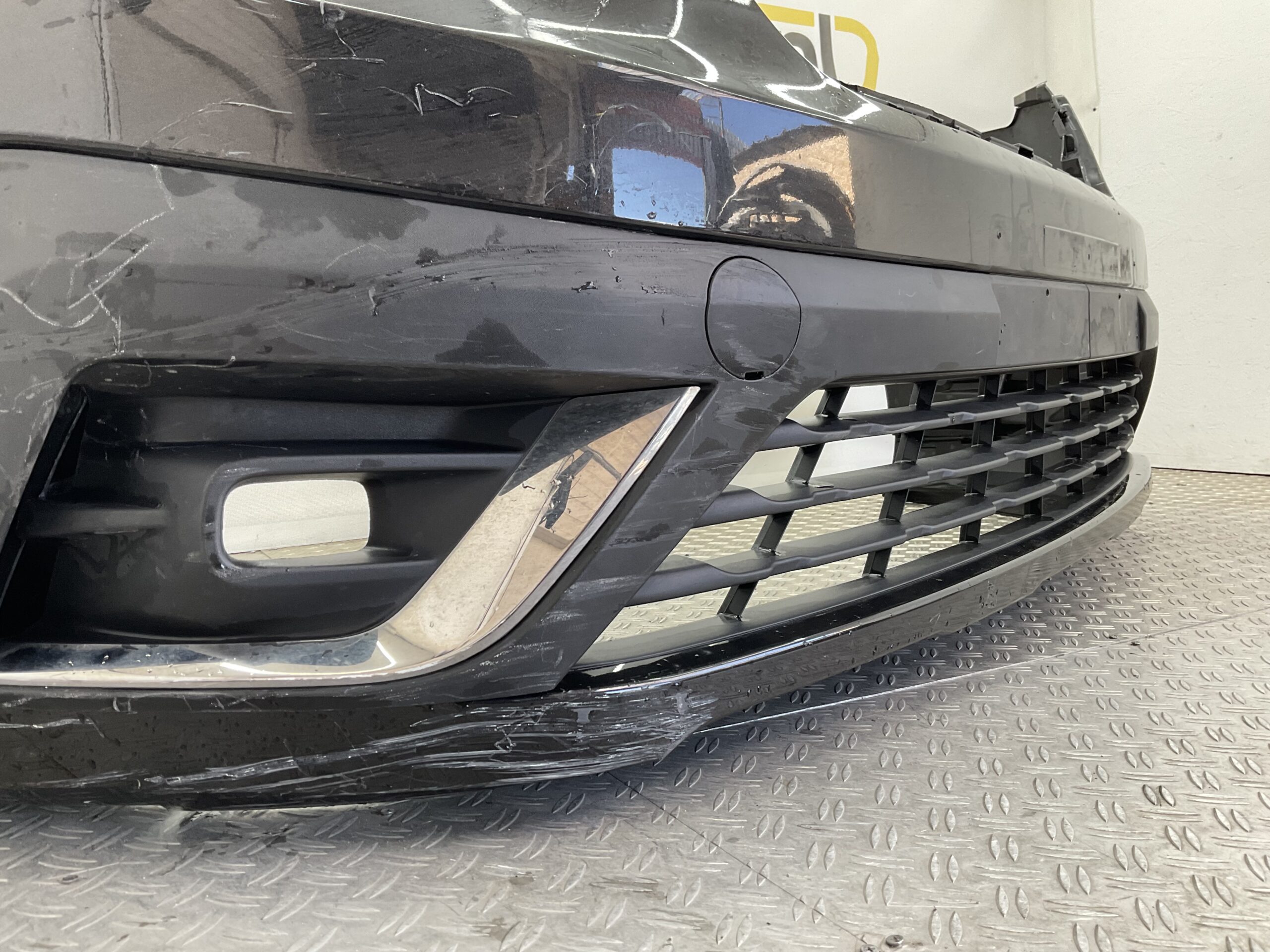 Bumper Renault Trafic III Facelift 620226914R Voorbumper F10-20125