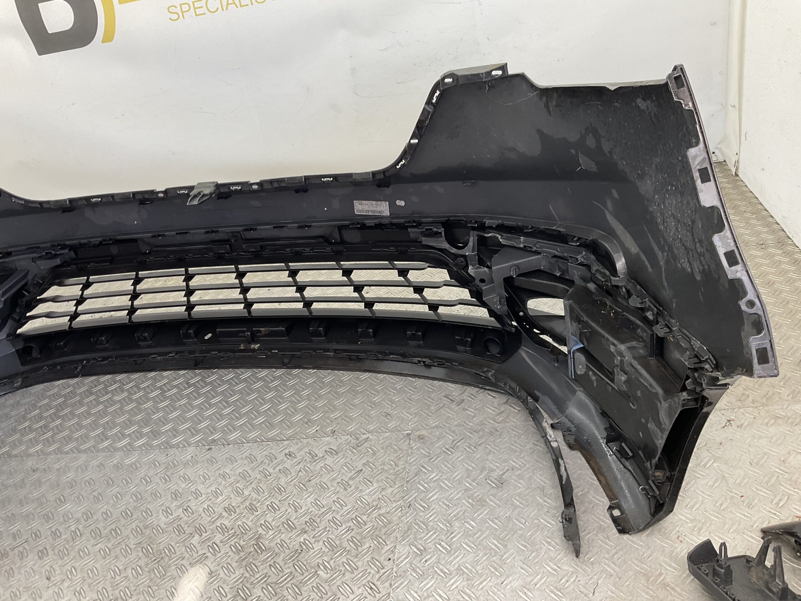 Bumper Renault Trafic III Facelift 620226914R Voorbumper F10-20125