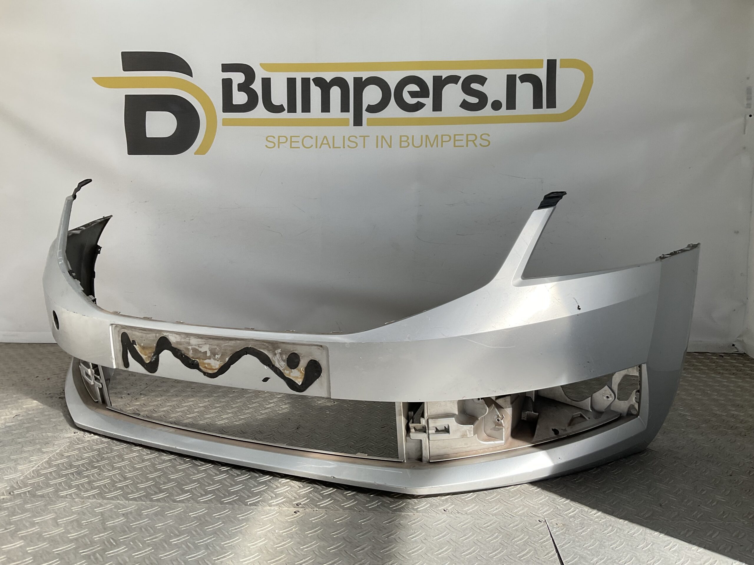 Bumper Skoda Octavia 4 4xpdc 5E0807221N 2017-2024 Voorbumper H4-20141