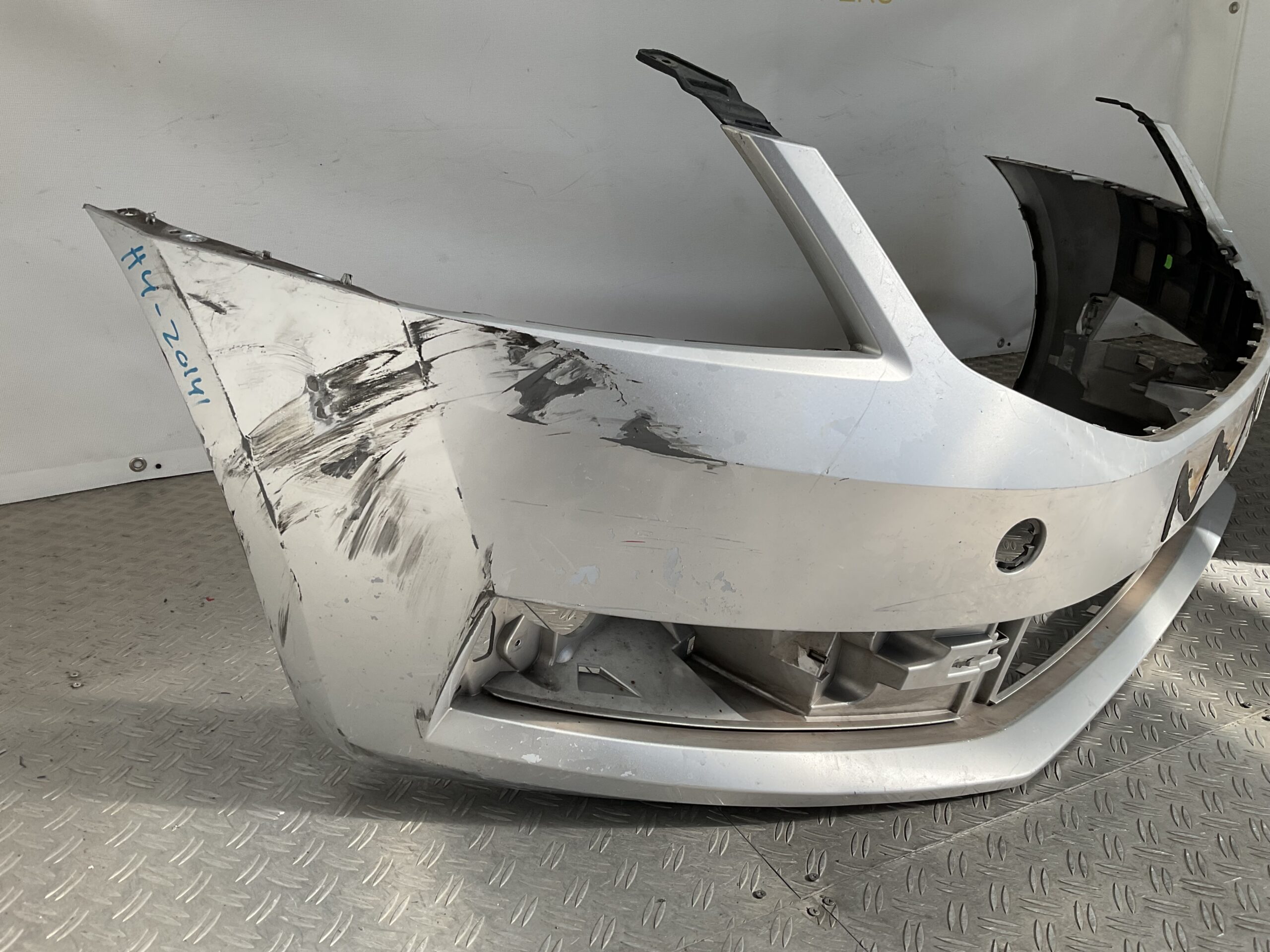 Bumper Skoda Octavia 4 4xpdc 5E0807221N 2017-2024 Voorbumper H4-20141