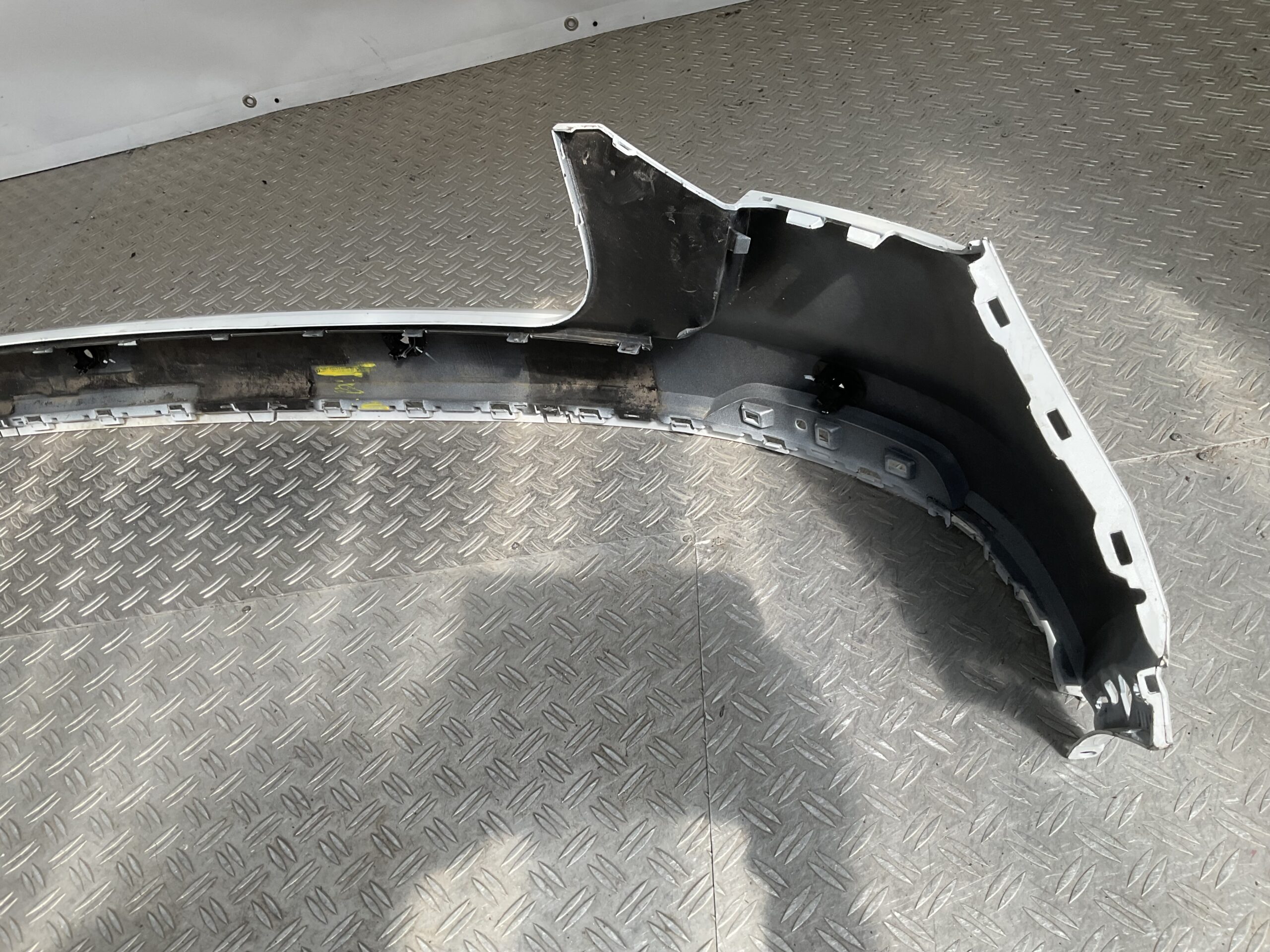 Bumper Audi Q2 Sline S Line pdc 2016-2020 81A807511A Achterbumper X1-20228
