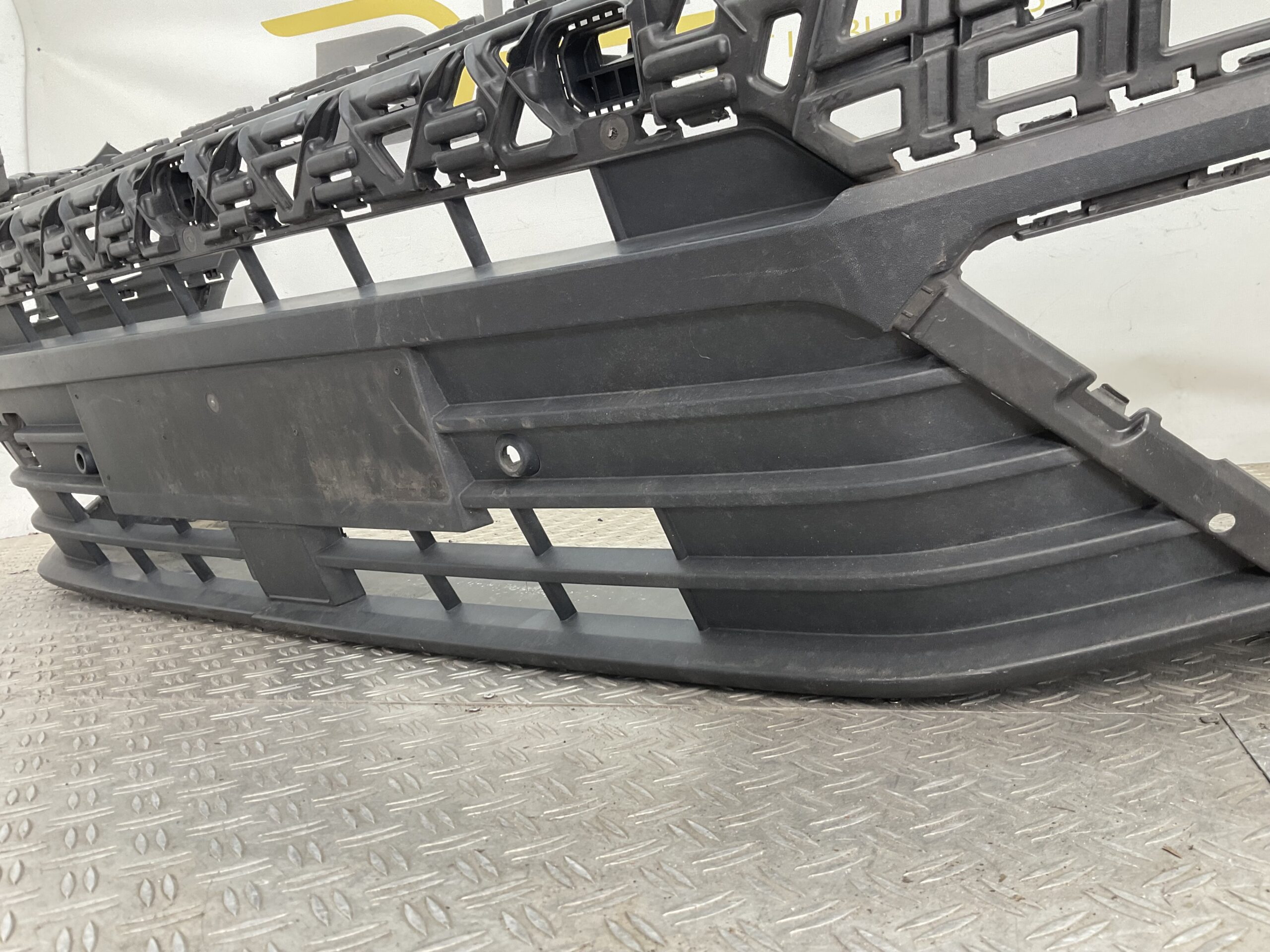 Bumper Volkswagen Crafter 7C0 17-22 7C0807221A Voorbumper G5-20294