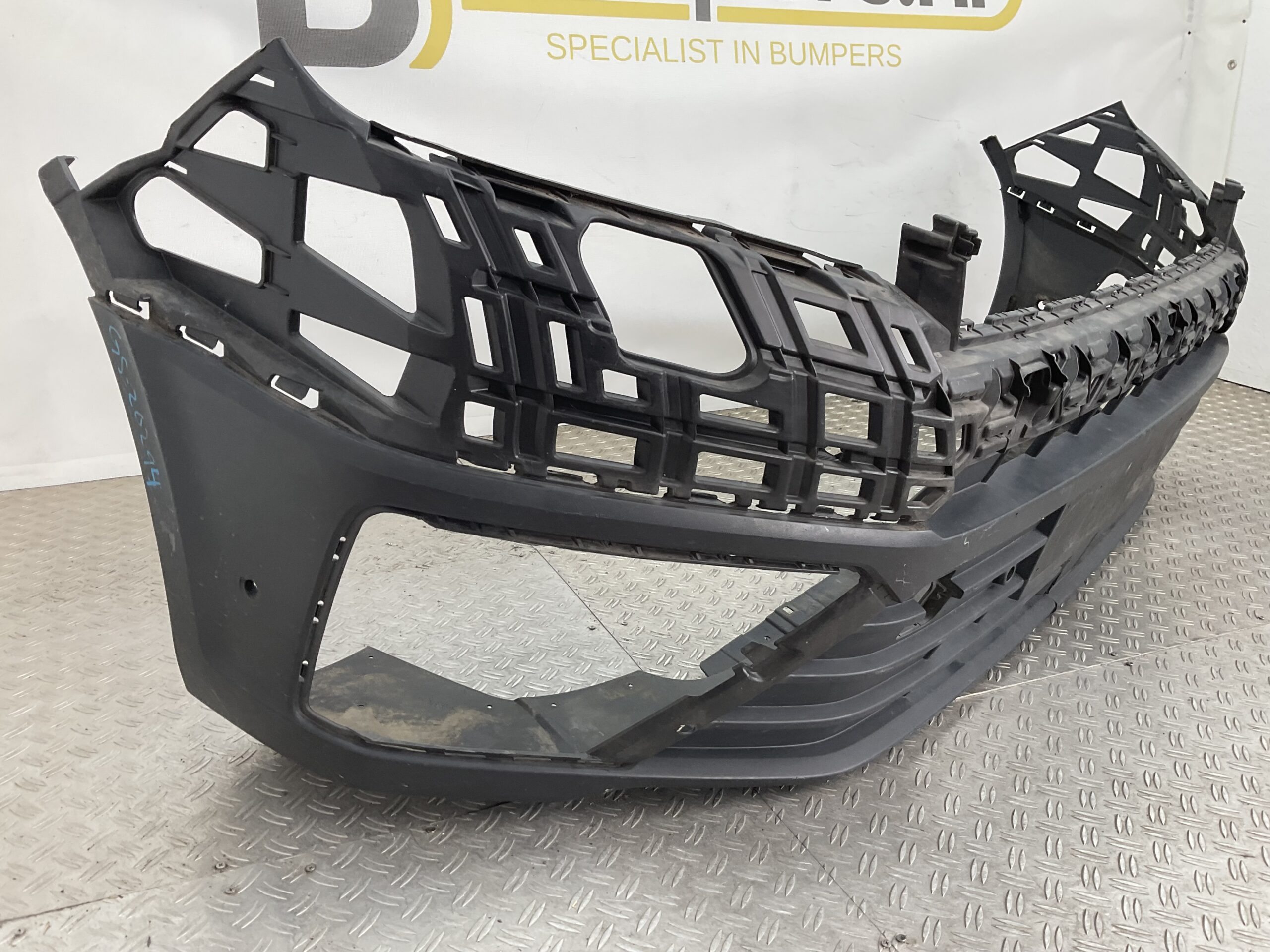 Bumper Volkswagen Crafter 7C0 17-22 7C0807221A Voorbumper G5-20294