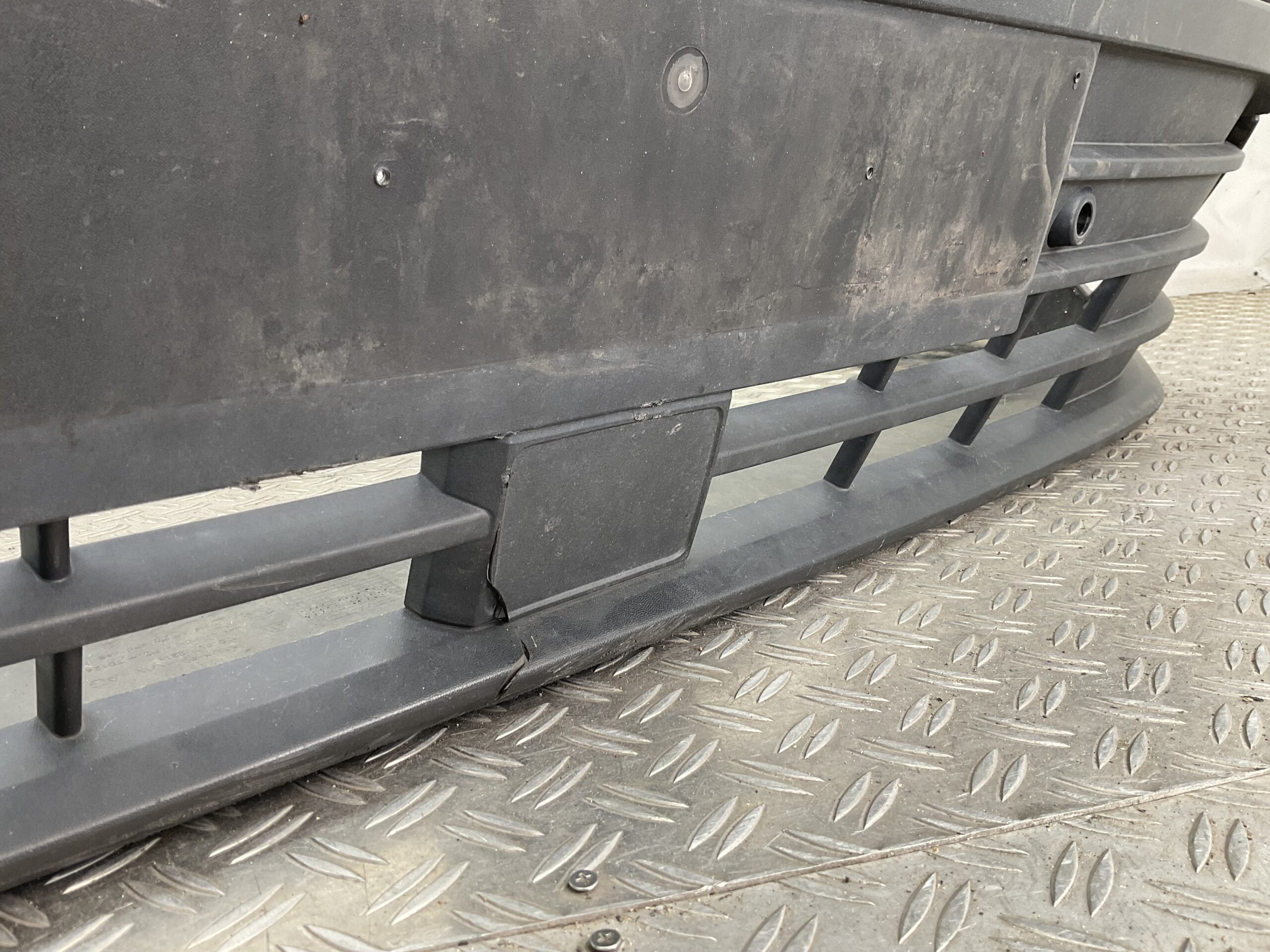 Bumper Volkswagen Crafter 7C0 17-22 7C0807221A Voorbumper G5-20294