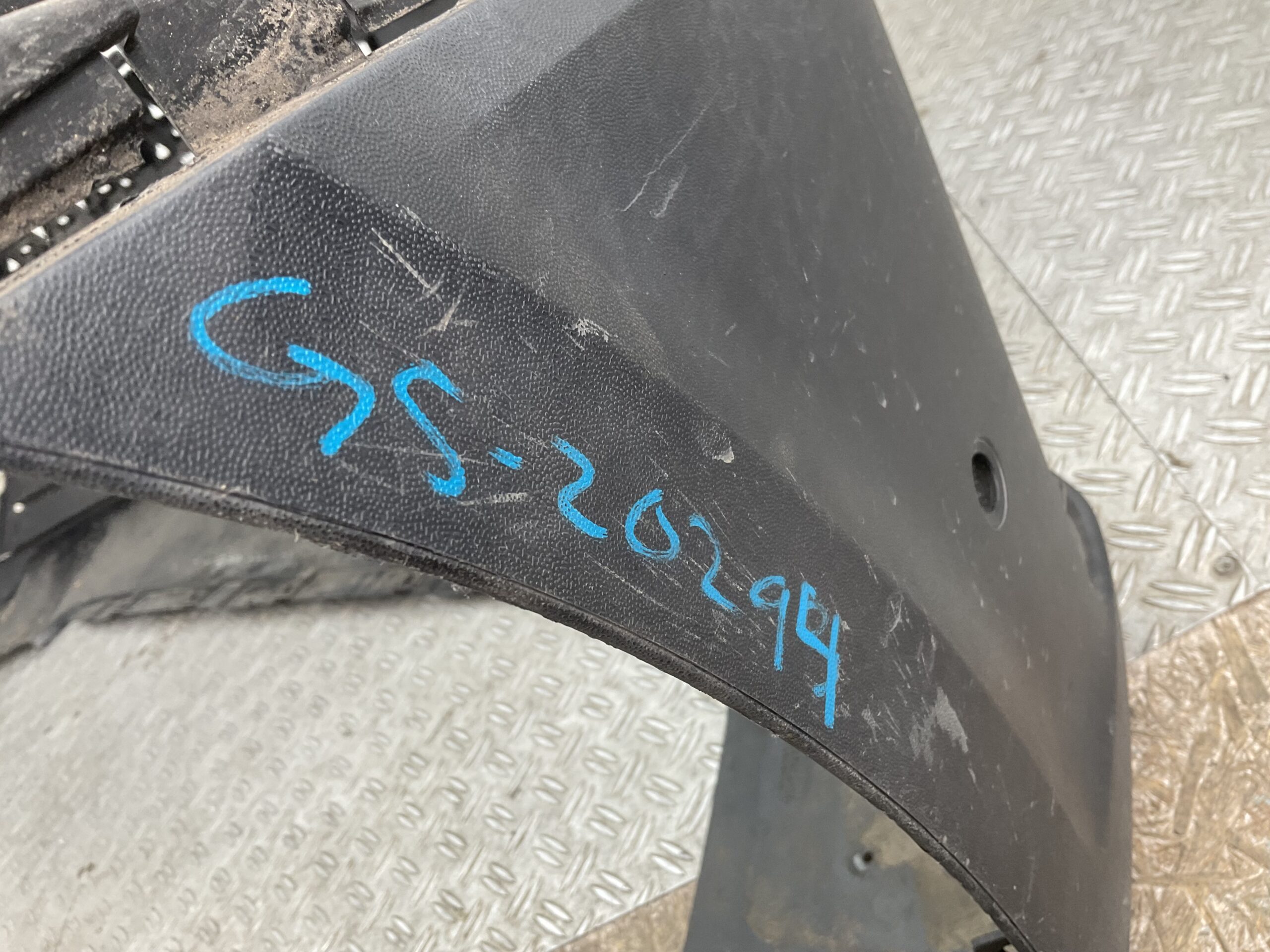 Bumper Volkswagen Crafter 7C0 17-22 7C0807221A Voorbumper G5-20294