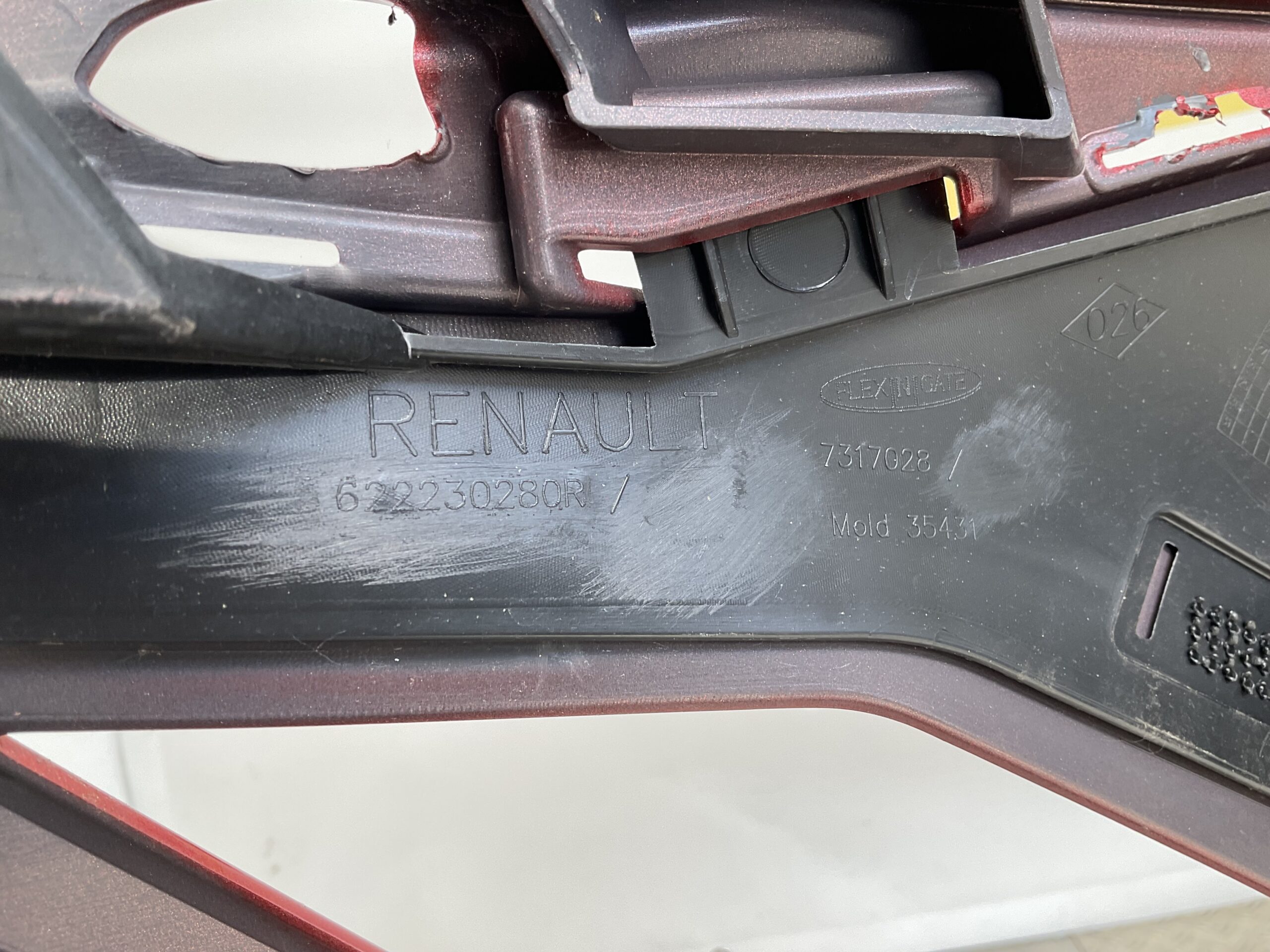 Bumper Renault Scenic E-Tech V 2024 622230280R Voorbumper F5-20367