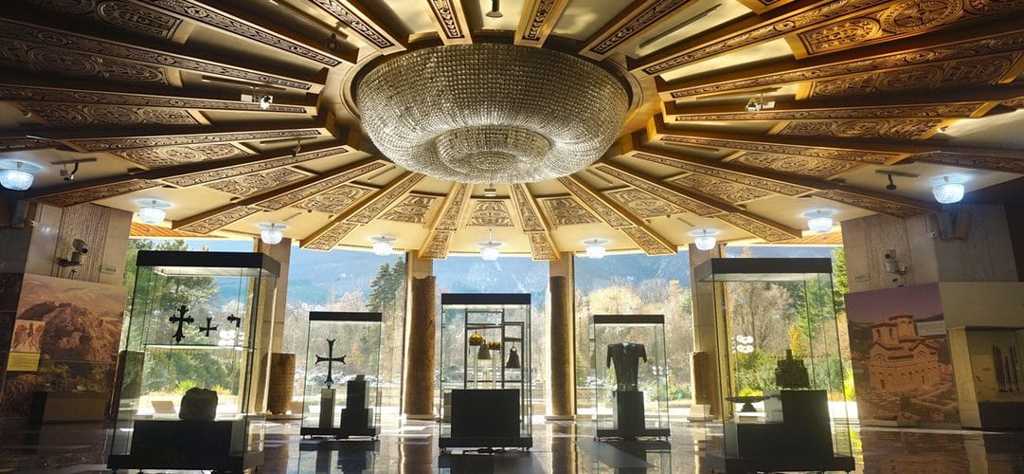 Nationaal-historisch-museum-sofia-bulgarije
