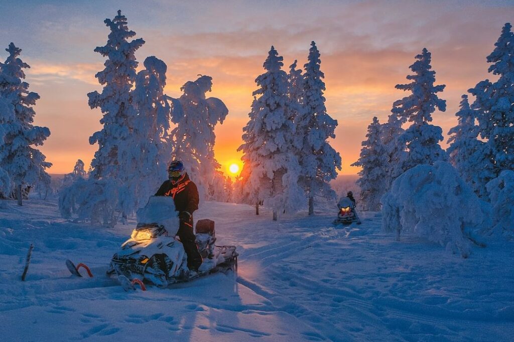 Saariselkä - sneeuwscootertocht - Christoffel Travel