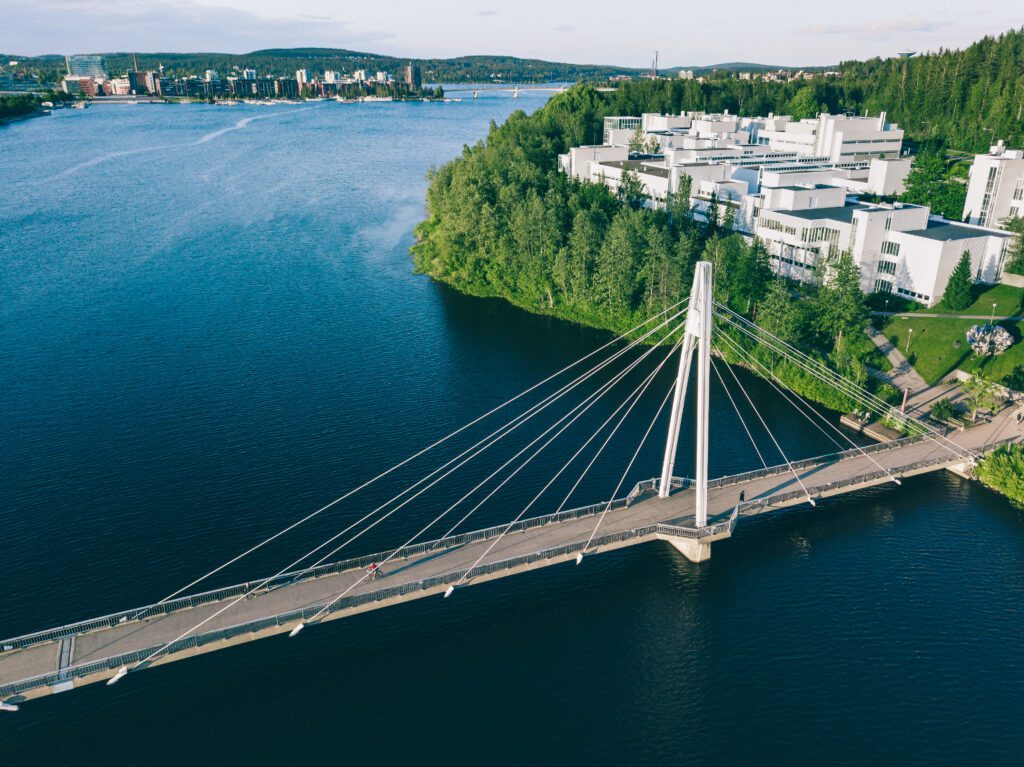 jyvaskyla-brug-finland-vakantie-reizen-zomer-christoffel-travel